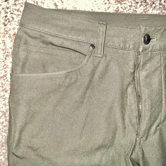 Lululemon Athletica Men's ABC Slim-Fit Pant Warpstreme in Olive Green - Picture 7 of 13